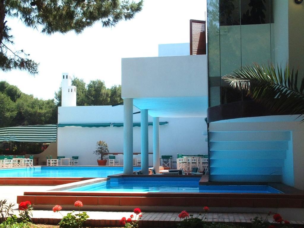 Hotel Kyrie Isole Tremiti San Domino Esterno foto