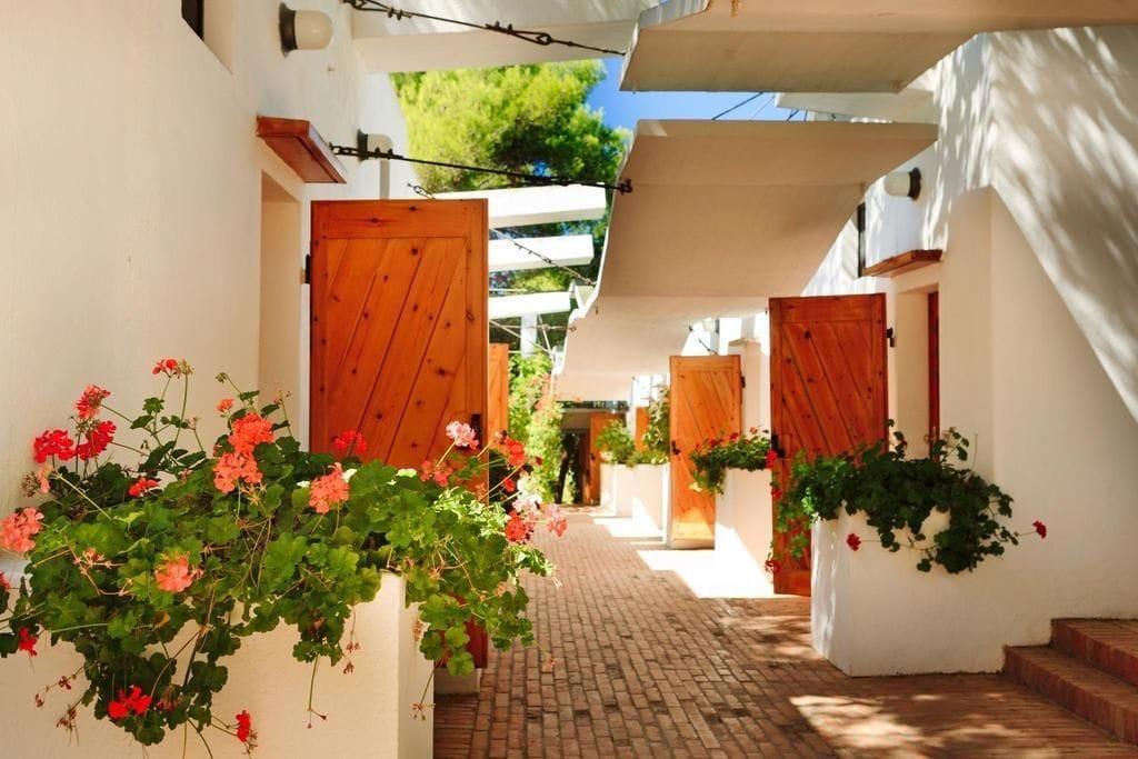 Hotel Kyrie Isole Tremiti San Domino Esterno foto