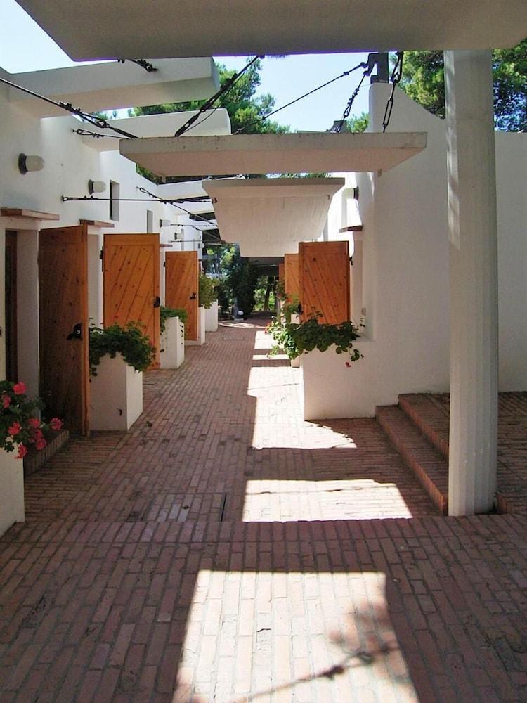 Hotel Kyrie Isole Tremiti San Domino Esterno foto