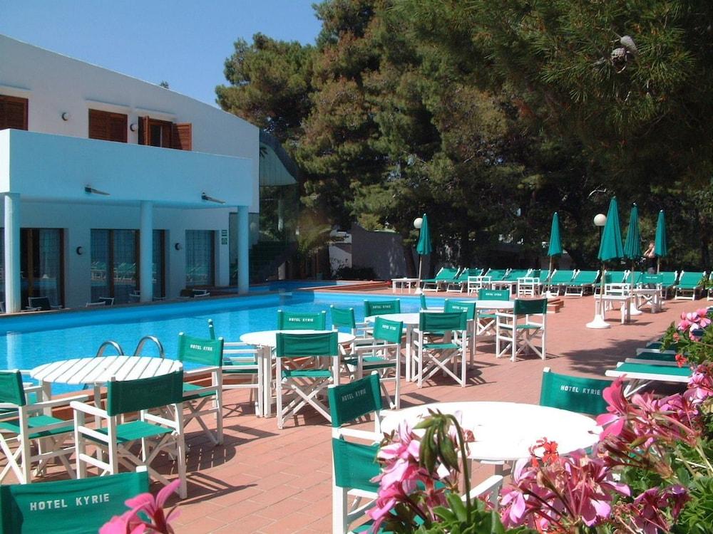 Hotel Kyrie Isole Tremiti San Domino Esterno foto