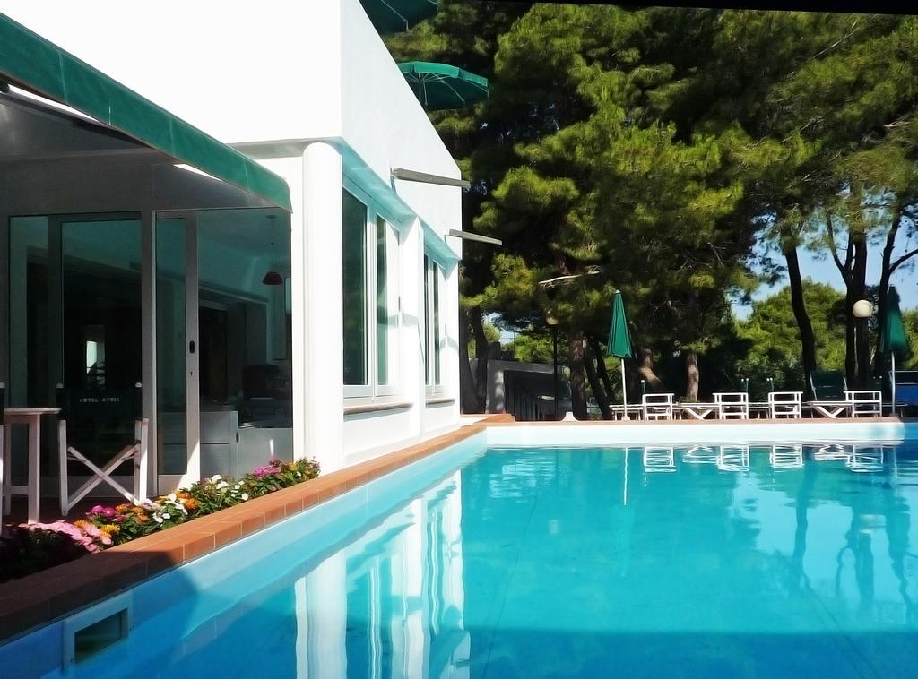 Hotel Kyrie Isole Tremiti San Domino Esterno foto