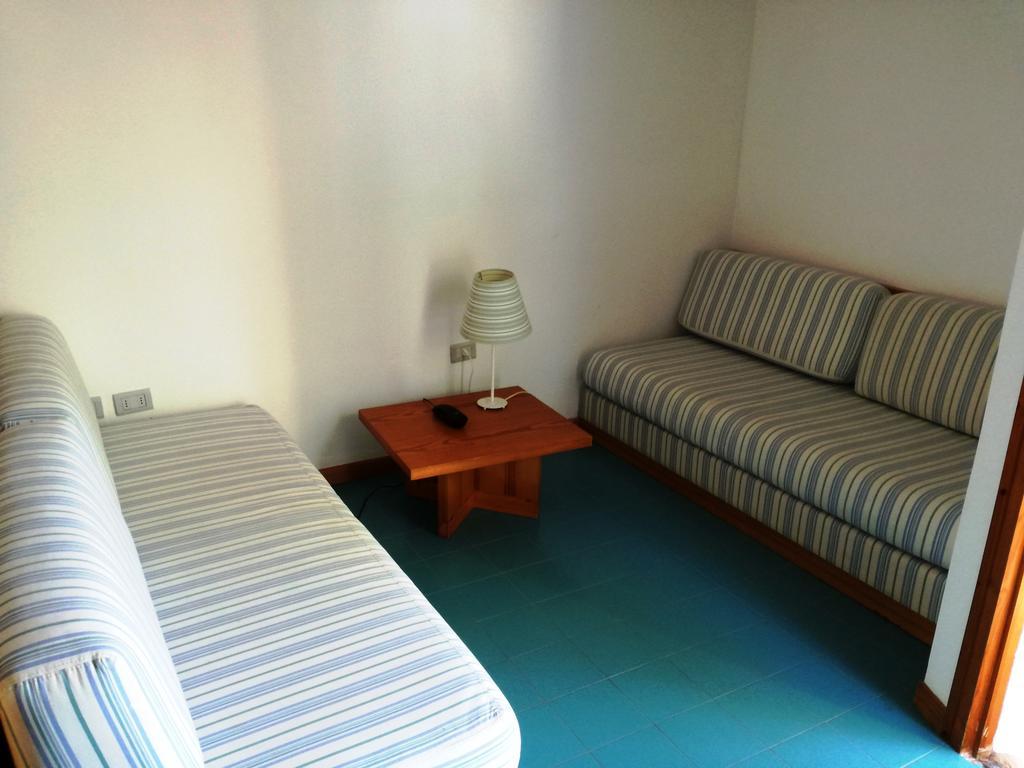 Hotel Kyrie Isole Tremiti San Domino Esterno foto